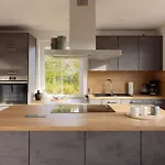 Bienenhaus 1