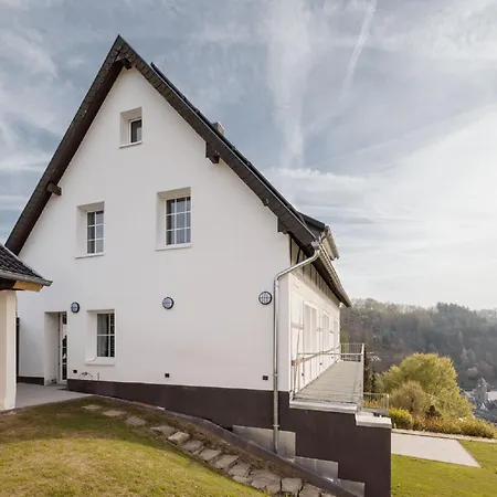Apartment Bienenhaus 1 *