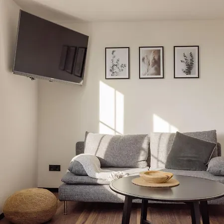 Bienenhaus 1 Apartment